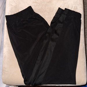 Athleta Brooklyn lined jogger